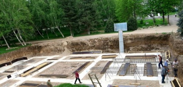 Новый фундамент заложили на месте сгоревшего храма в Алматинской области