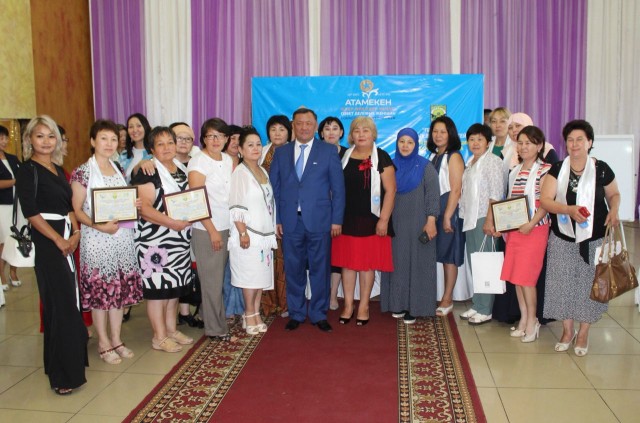 Более 60 бизнесвумен участвовали на первом форуме деловых женщин в Сарканском районе