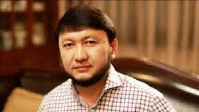 Мухамежан Тазабек не может проводить лекции – глава МОН